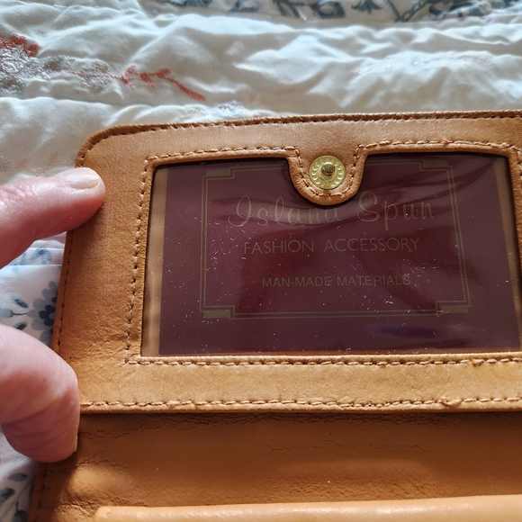 Striped Wallet - Picture 2 of 5